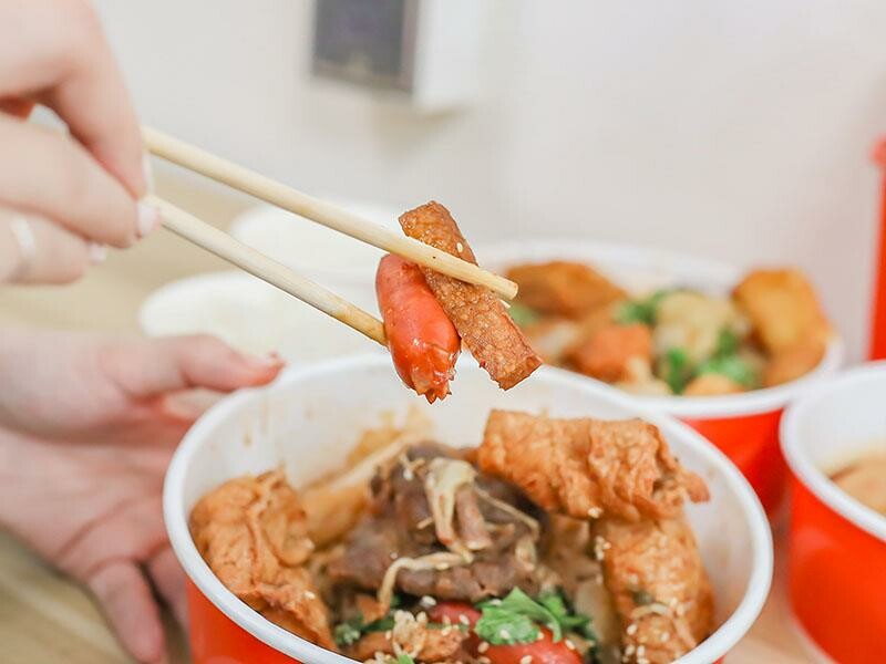 新竹東區宵夜麻辣干鍋｜麻的小辛辣超夠味，辣妹鍋超狂推薦。