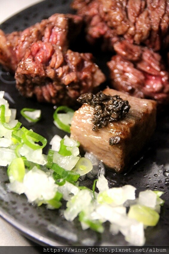 桃園市桃園區今年二月新開幕！桃園很頂的燒肉餐廳～勞斯萊斯級的極致享受！【純水燒肉】日本空運來台的頂級A5黑毛牛，只