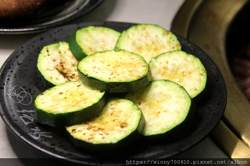 桃園市桃園區今年二月新開幕！桃園很頂的燒肉餐廳～勞斯萊斯級的極致享受！【純水燒肉】日本空運來台的頂級A5黑毛牛，只