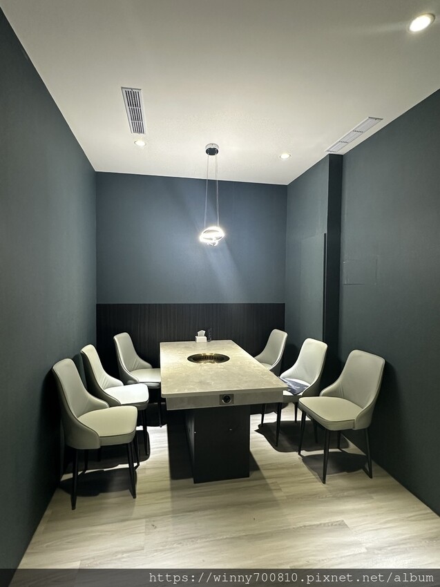 桃園市桃園區今年二月新開幕！桃園很頂的燒肉餐廳～勞斯萊斯級的極致享受！【純水燒肉】日本空運來台的頂級A5黑毛牛，只