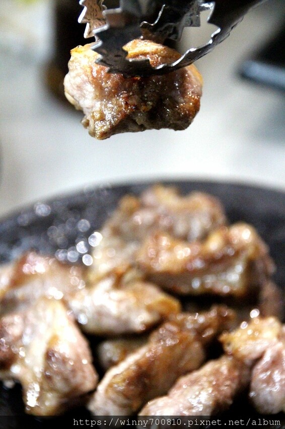 桃園市桃園區今年二月新開幕！桃園很頂的燒肉餐廳～勞斯萊斯級的極致享受！【純水燒肉】日本空運來台的頂級A5黑毛牛，只