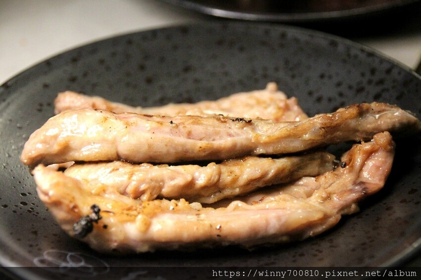 桃園市桃園區今年二月新開幕！桃園很頂的燒肉餐廳～勞斯萊斯級的極致享受！【純水燒肉】日本空運來台的頂級A5黑毛牛，只