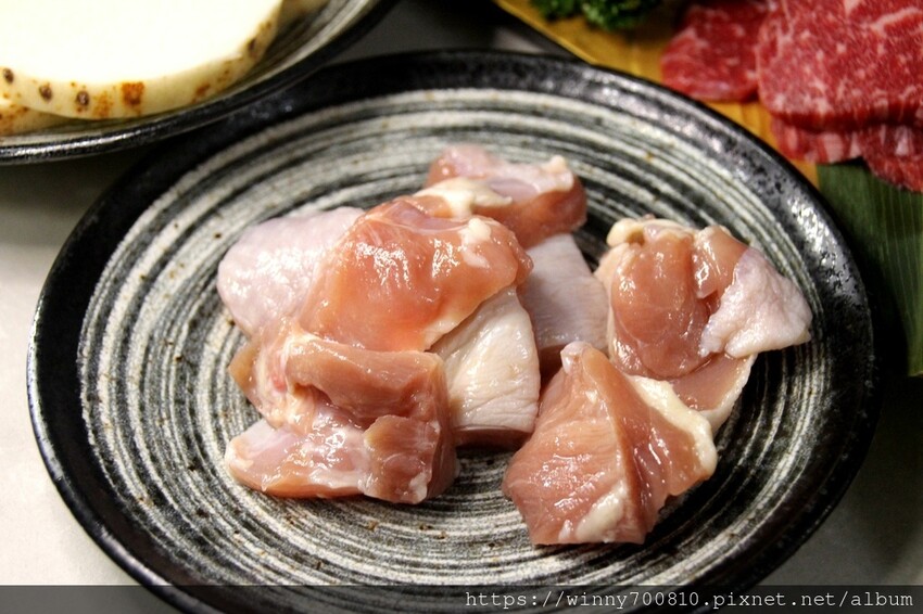 桃園市桃園區今年二月新開幕！桃園很頂的燒肉餐廳～勞斯萊斯級的極致享受！【純水燒肉】日本空運來台的頂級A5黑毛牛，只