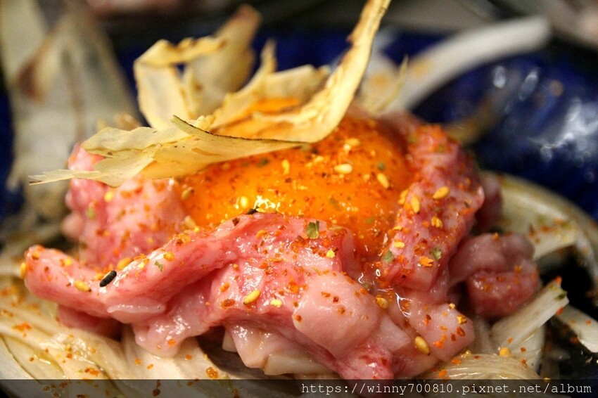 桃園市桃園區今年二月新開幕！桃園很頂的燒肉餐廳～勞斯萊斯級的極致享受！【純水燒肉】日本空運來台的頂級A5黑毛牛，只