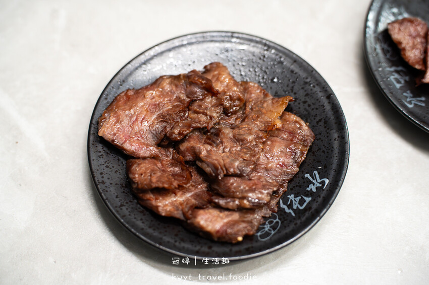 桃園燒肉餐廳推薦_純水燒肉，燒肉自己烤6折！日本A5和牛專賣，松露醬無限續，桃園包廂餐廳推薦_2025菜單 – 冠婷生活趣
