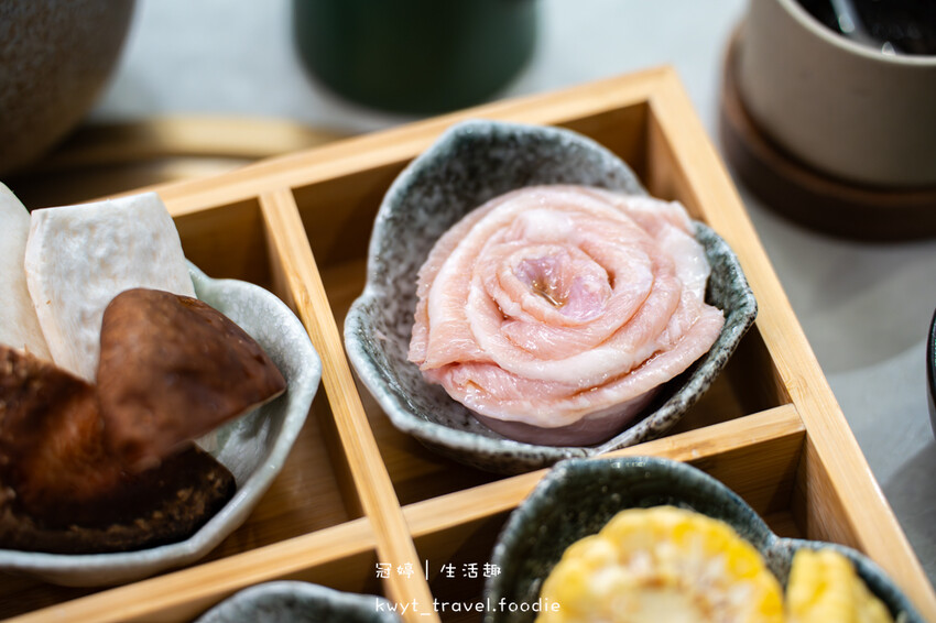 桃園燒肉餐廳推薦_純水燒肉，燒肉自己烤6折！日本A5和牛專賣，松露醬無限續，桃園包廂餐廳推薦_2025菜單 – 冠婷生活趣