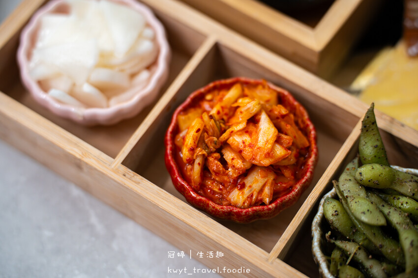 桃園燒肉餐廳推薦_純水燒肉，燒肉自己烤6折！日本A5和牛專賣，松露醬無限續，桃園包廂餐廳推薦_2025菜單 – 冠婷生活趣