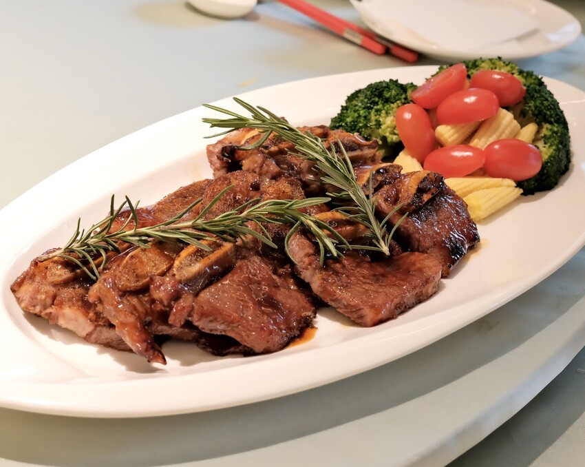 【板橋婚宴場地推薦】芙莉嘉x新娘物語～北歐風輕奢華麗宴會廳、