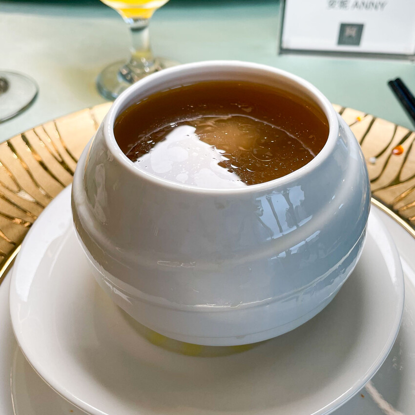 莫蘭迪色系的北歐質感宴會廳，空中證婚花園！板橋宴場地推薦- 安妮 Anny