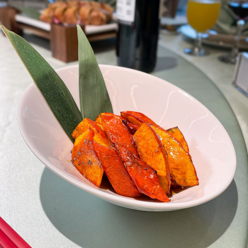 莫蘭迪色系的北歐質感宴會廳，空中證婚花園！板橋宴場地推薦- 安妮 Anny