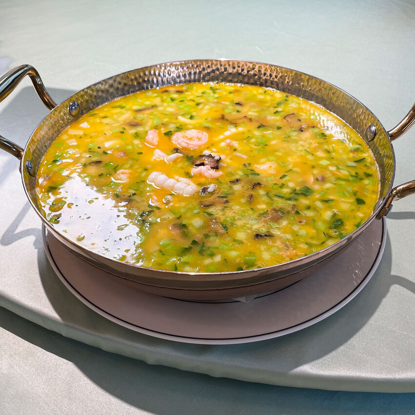 莫蘭迪色系的北歐質感宴會廳，空中證婚花園！板橋宴場地推薦- 安妮 Anny