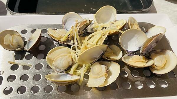 IMG_8330.jpg IMG_8330.jpg