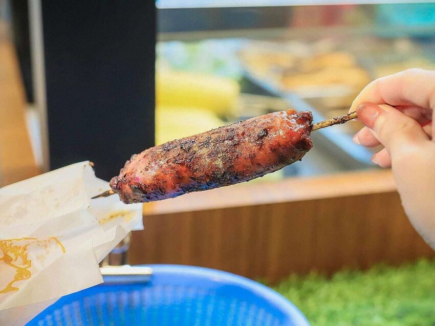 竹北烤第一三民店 營業到凌晨02:00 髒髒串燒烤肉是夜貓子、上班族下班後的宵夜場