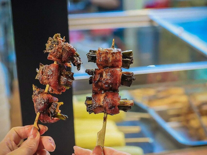 竹北烤第一三民店 營業到凌晨02:00 髒髒串燒烤肉是夜貓子、上班族下班後的宵夜場