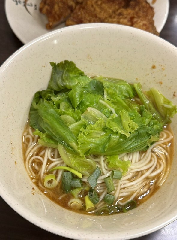 板橋隱藏版小籠湯包＋排骨必吃，埔墘美食推薦。