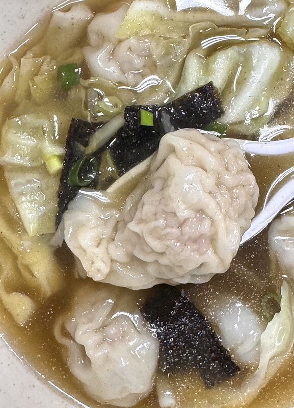 板橋隱藏版小籠湯包＋排骨必吃，埔墘美食推薦。