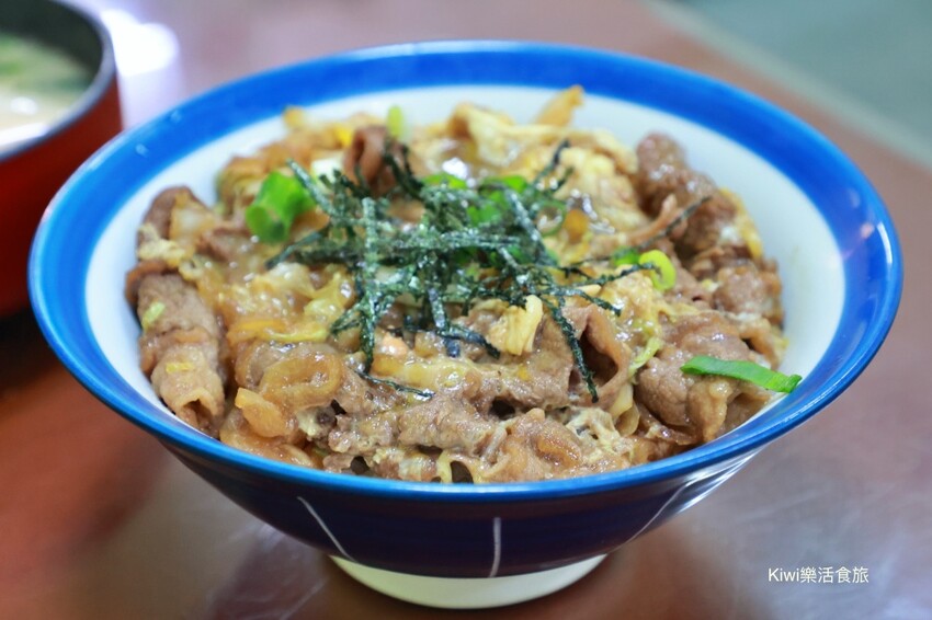 彰化縣和美鎮彰化和美葵壽司｜彰化日式料理誠意滿滿，高CP值鮭魚肚握壽司必點！