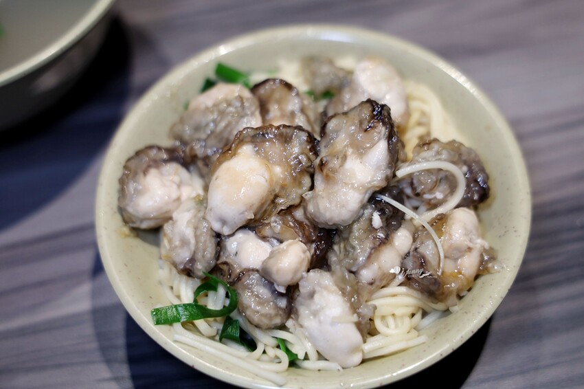 新北市板橋區板橋美食 | 啞巴板橋無名蚵仔麵 湳雅蚵仔麵（板橋無名乾蚵）