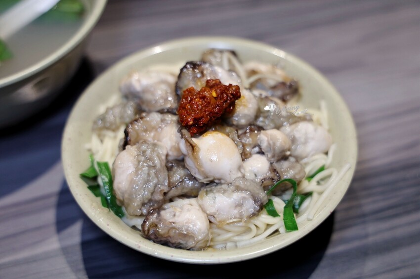 新北市板橋區板橋美食 | 啞巴板橋無名蚵仔麵 湳雅蚵仔麵（板橋無名乾蚵）