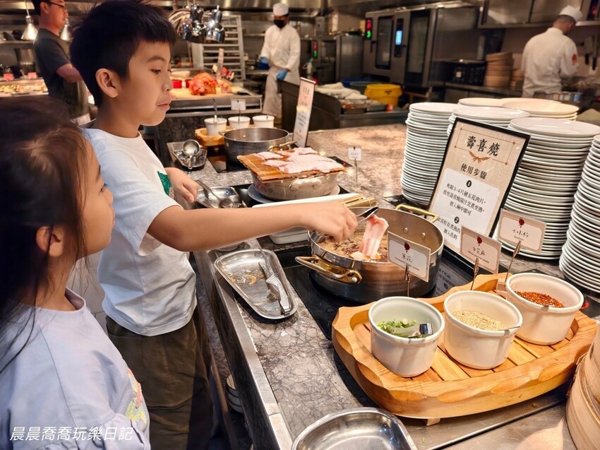 宜蘭礁溪【長榮鳳凰酒店】親子溫泉飯店首選！長榮桂冠自助餐廳