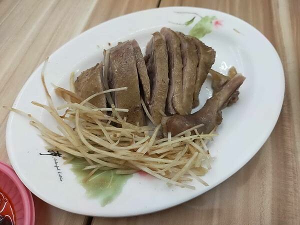 新北鶯歌鐘予原味當歸鴨~台灣第一品牌~