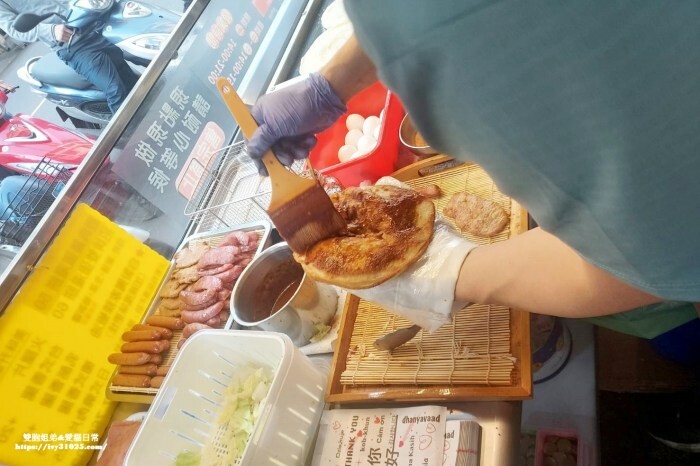 高雄市苓雅區推薦高雄正港港式點心 – 大佬嗶 爆蒜料理 自強店 自強三路宵夜美食