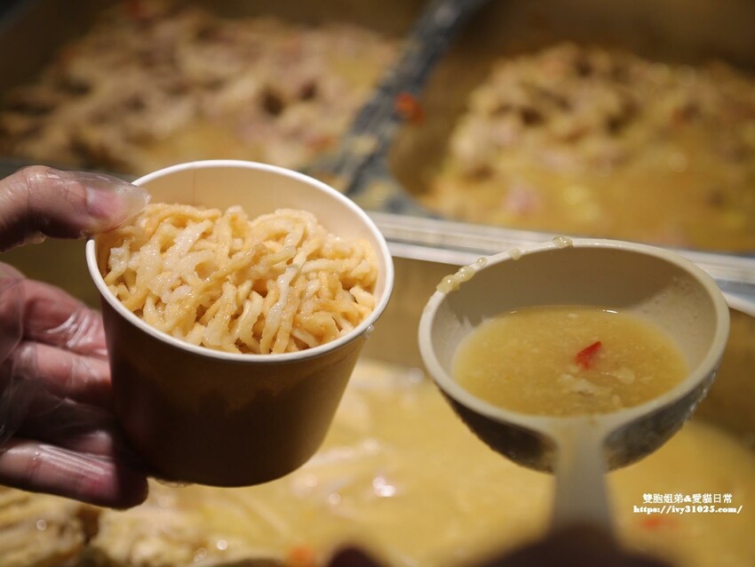 高雄市苓雅區推薦高雄正港港式點心 – 大佬嗶 爆蒜料理 自強店 自強三路宵夜美食