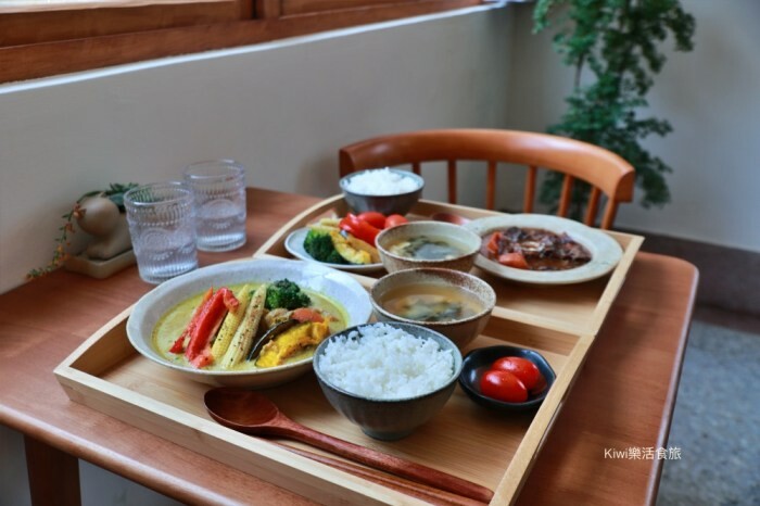 彰化縣彰化市彰化老呂牛肉麵︱彰化市美食民族路牛肉麵，牛肉給得大方特製麵條好Q彈！彰化火車站周邊美食