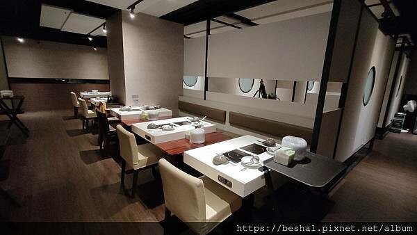 捷運松江南京站美食~土狗樂市 樂涮海鮮火鍋 浮誇又專業的海鮮 捷運松江南京站美食~土狗樂市 樂涮海鮮火鍋 浮誇又專業的海鮮