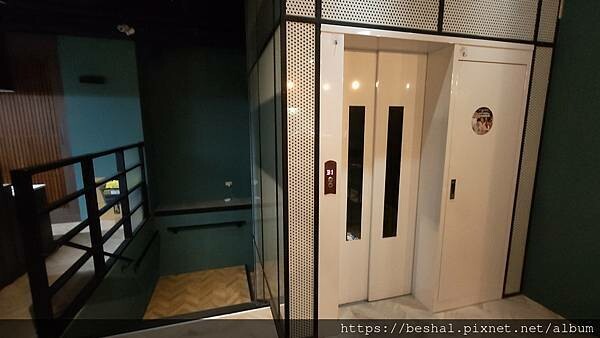 捷運松江南京站美食~土狗樂市 樂涮海鮮火鍋 浮誇又專業的海鮮 捷運松江南京站美食~土狗樂市 樂涮海鮮火鍋 浮誇又專業的海鮮