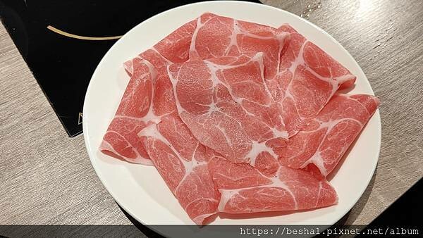 捷運松江南京站美食~土狗樂市 樂涮海鮮火鍋 浮誇又專業的海鮮 捷運松江南京站美食~土狗樂市 樂涮海鮮火鍋 浮誇又專業的海鮮