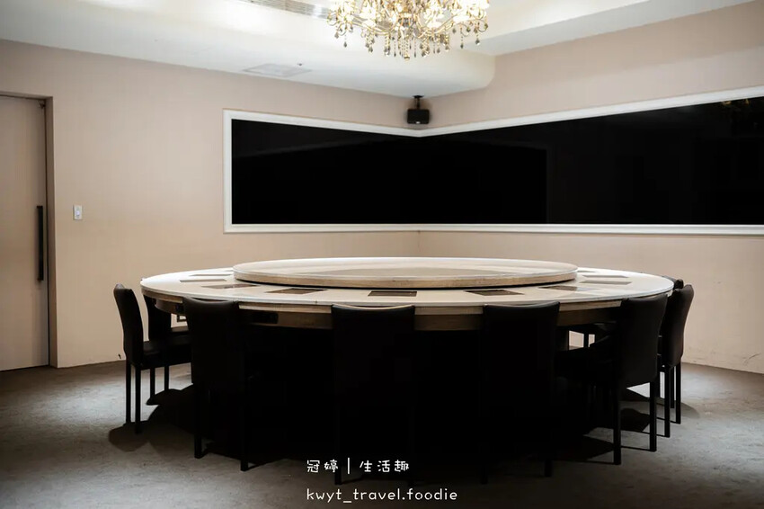 台北中山區火鍋餐廳_土狗樂市,2000克蛤蜊上桌!直送鱻爆蛤 台北中山區火鍋餐廳_土狗樂市,2000克蛤蜊上桌!直送鱻爆蛤