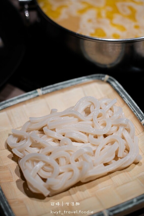 台北中山區火鍋餐廳_土狗樂市,2000克蛤蜊上桌!直送鱻爆蛤 台北中山區火鍋餐廳_土狗樂市,2000克蛤蜊上桌!直送鱻爆蛤