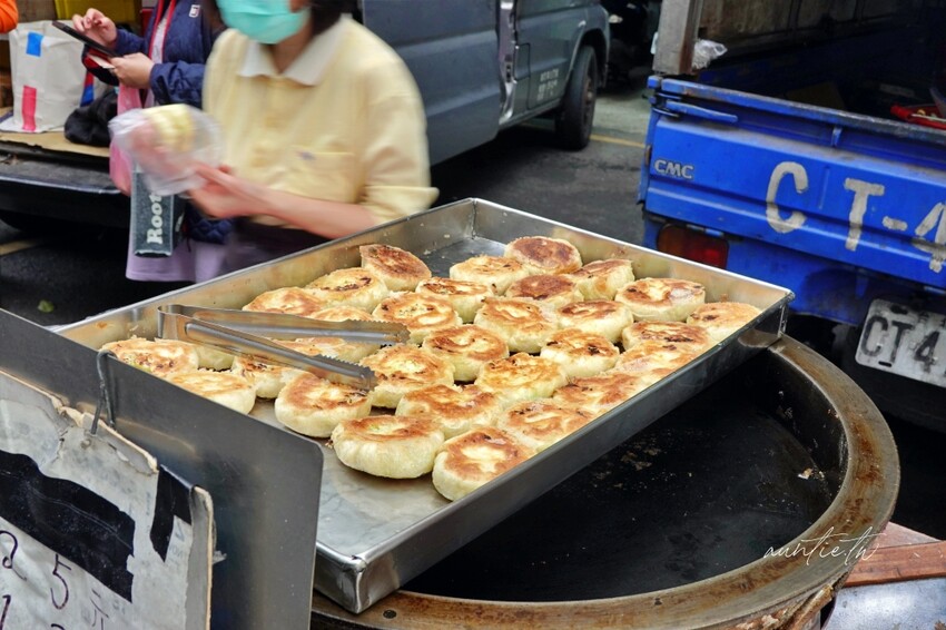 台北市中正區【台北】善導寺站｜立法院生煎包，酥脆多汁，清甜高麗菜，立法院三寶！