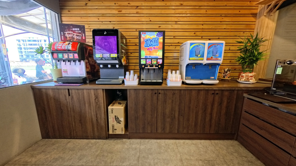 台南平價牛排推薦│魔力牛牛排館│雙拼超值又好吃│鐵板牛排香氣 台南平價牛排推薦│魔力牛牛排館│雙拼超值又好吃│鐵板牛排香氣