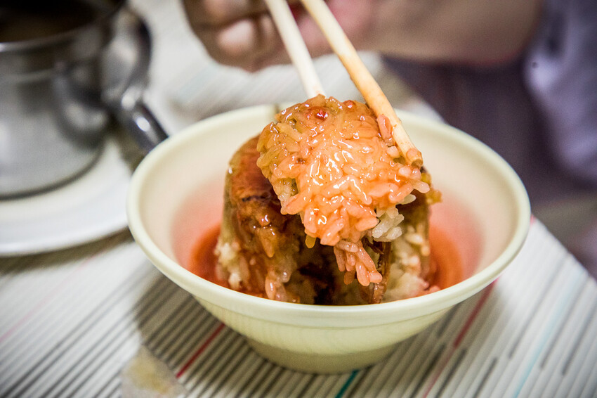 彰化縣鹿港鎮阿婆當歸鴨、筒仔米糕|都在地人在扛!沒有招牌超低調七十年筒仔米糕、當歸鴨老店