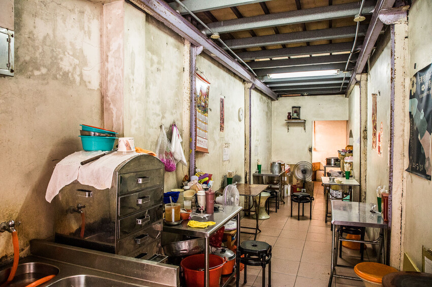 彰化縣鹿港鎮阿婆當歸鴨、筒仔米糕|都在地人在扛!沒有招牌超低調七十年筒仔米糕、當歸鴨老店