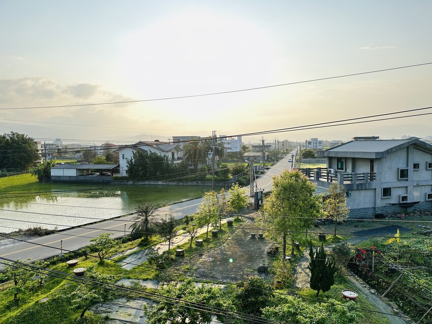 【鄉聚冬山】宜蘭包棟民宿推薦!大坪數超Chill田野景觀房,