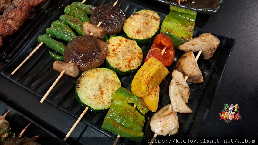 新竹消夜推薦|下班小聚|灸燒の串串|串燒炭火直烤|蒜香小龍蝦