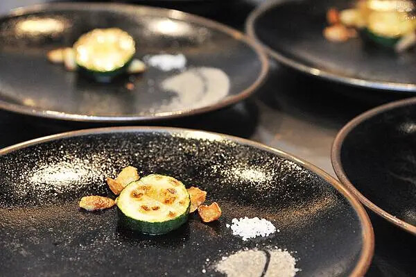 明水然.樂,Google評論4.8高分!無菜單鐵板燒桃竹苗唯 明水然.樂,Google評論4.8高分!無菜單鐵板燒桃竹苗唯