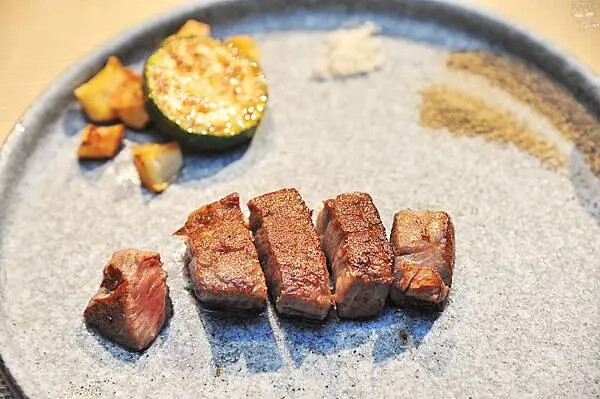 明水然.樂,Google評論4.8高分!無菜單鐵板燒桃竹苗唯 明水然.樂,Google評論4.8高分!無菜單鐵板燒桃竹苗唯