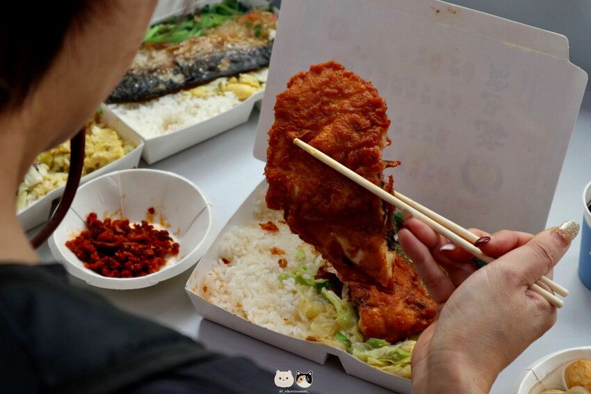 (附菜單)臺中西區美食推薦|上野烤肉飯.免費提供超彭湃丸子湯
