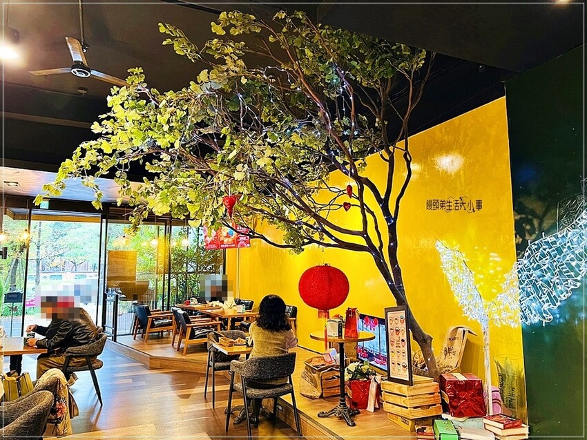 新北市三峽區三峽複合式咖啡：學而文創&Café，無服務費，無限制用餐時間，免費高速WiFi及插座供應