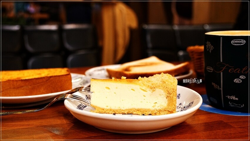 新北市三峽區三峽複合式咖啡：學而文創&Café，無服務費，無限制用餐時間，免費高速WiFi及插座供應