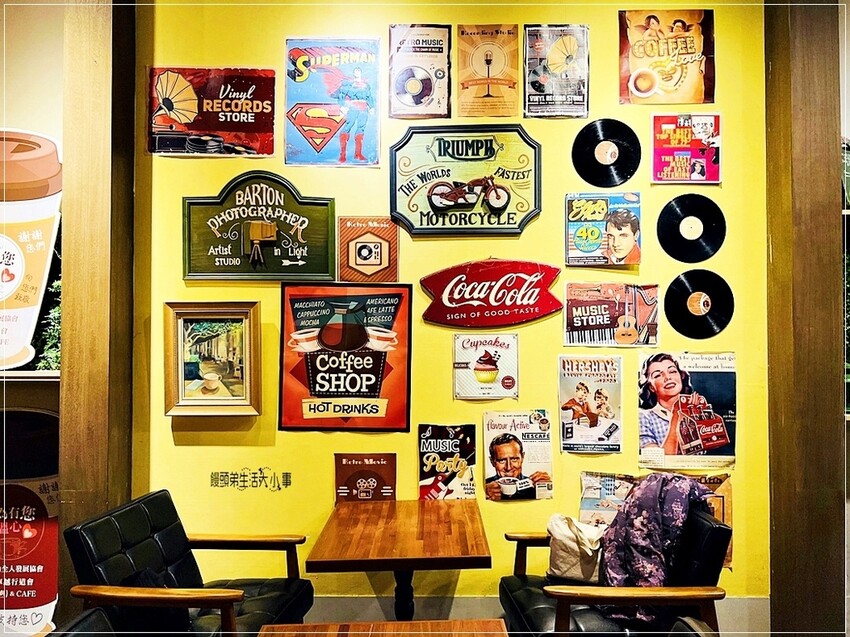 新北市三峽區三峽複合式咖啡：學而文創&Café，無服務費，無限制用餐時間，免費高速WiFi及插座供應