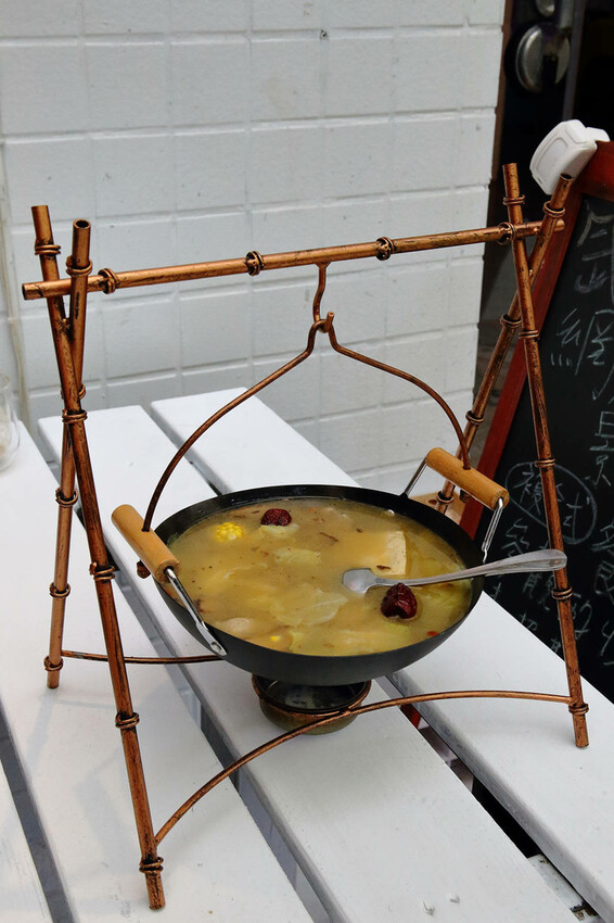 石碇秘境，武林逸亭網美景觀餐廳，寵物友善餐廳、夢幻的網美佈置