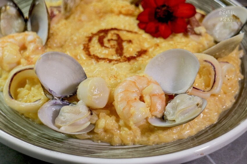 台中西屯|逢甲氛圍義大利麵餐酒館!套餐組合CP值高、特色調酒