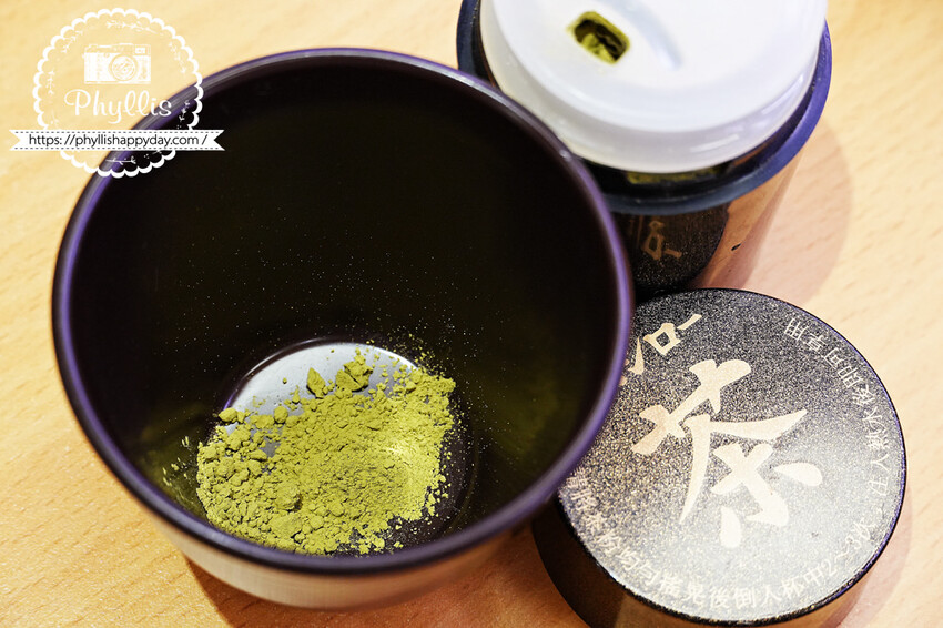 楊梅新開幕『スシロー壽司郎-楊梅中山店』超平價海膽大放送|每盤最低只要40元|停車方便|親子餐廳首選|楊梅餐廳推薦 - 相片中的菲莉絲