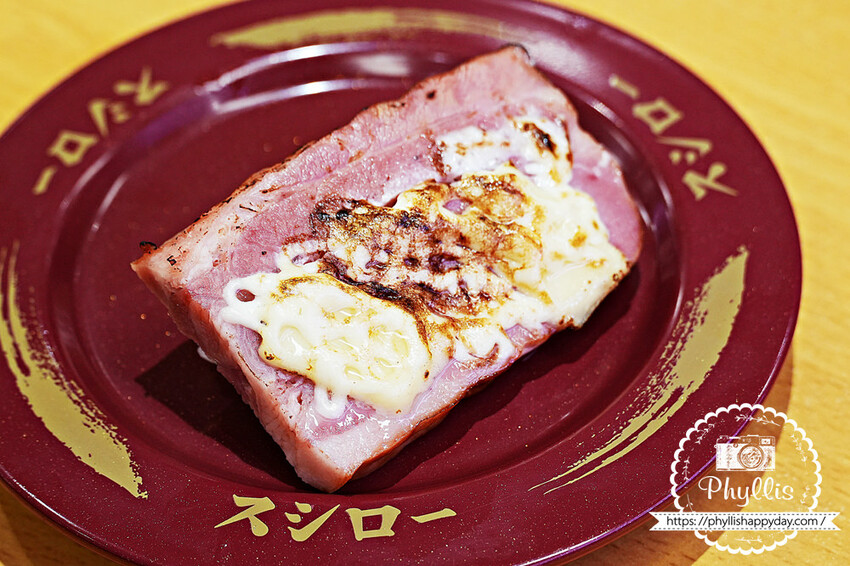 楊梅新開幕『スシロー壽司郎-楊梅中山店』超平價海膽大放送|每盤最低只要40元|停車方便|親子餐廳首選|楊梅餐廳推薦 - 相片中的菲莉絲