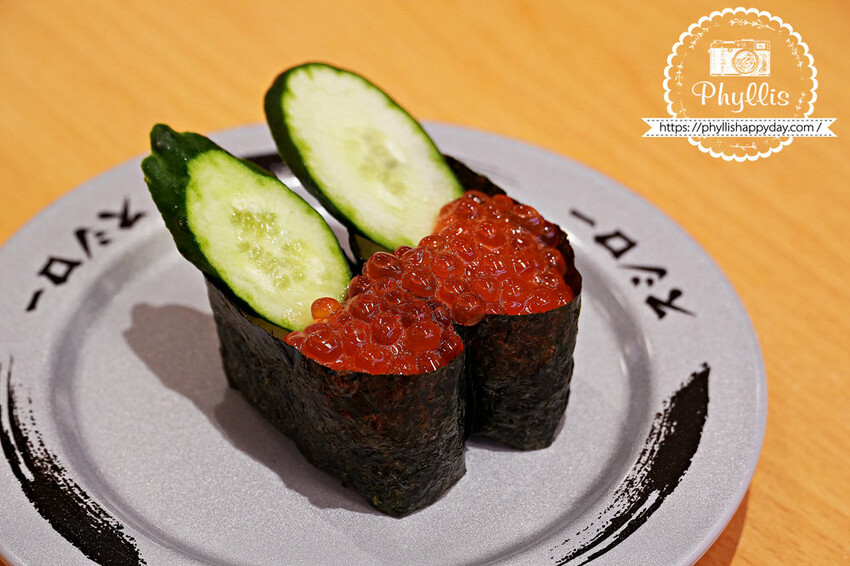 楊梅新開幕『スシロー壽司郎-楊梅中山店』超平價海膽大放送|每盤最低只要40元|停車方便|親子餐廳首選|楊梅餐廳推薦 - 相片中的菲莉絲